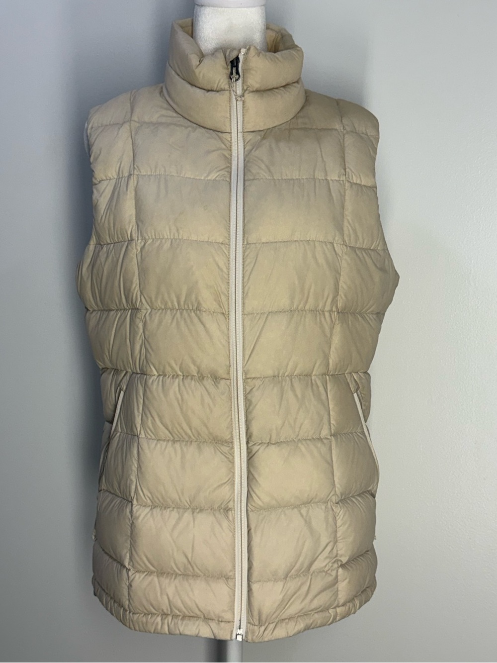 Women's Quilted Puffer Vest - Cream